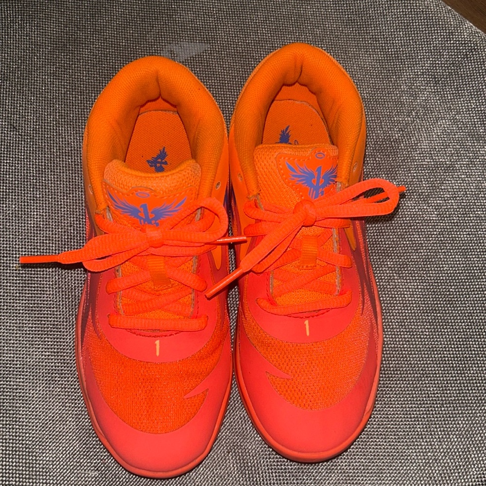 Puma La Melo Ball Supernova size 13